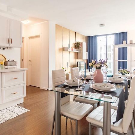 Stylish And Chic City Center Apartment With Wifi Las Lagunas Room photo